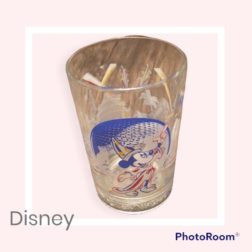 Vintage 1996 Disney Worlds 25th Anniv Glass